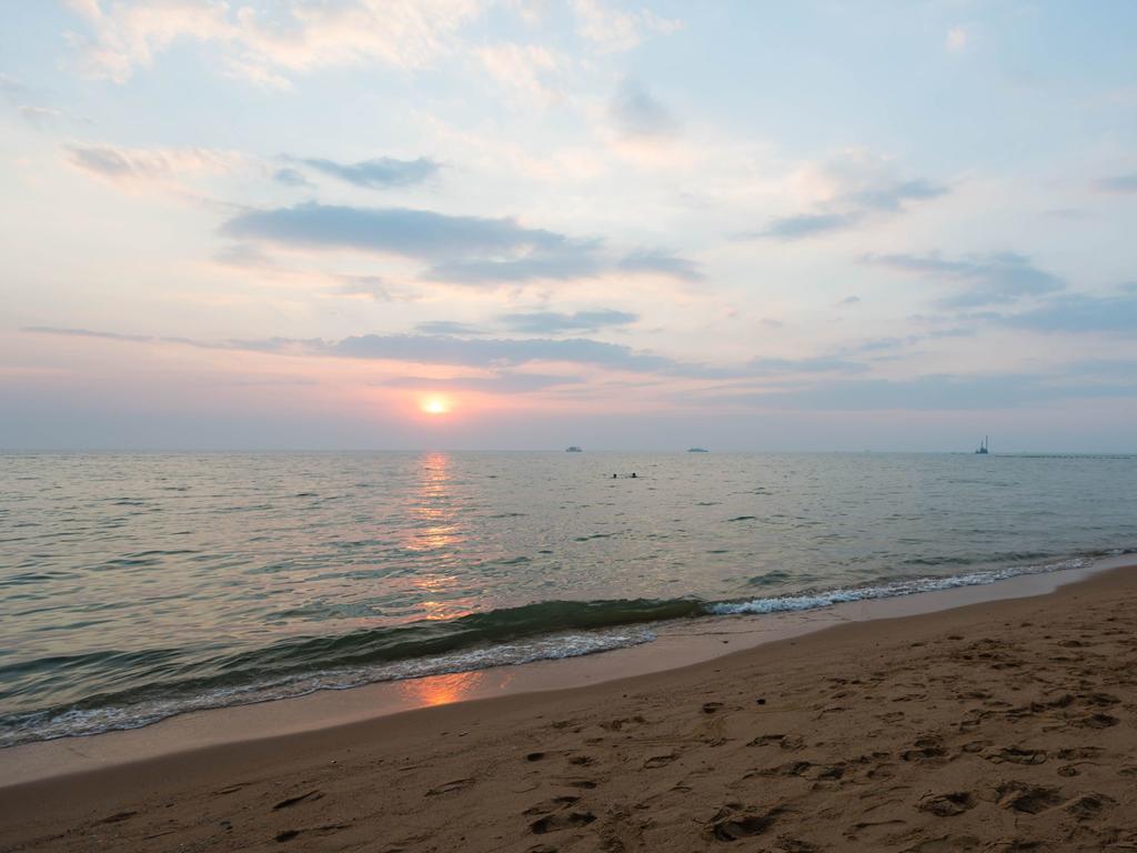 บีช 7 คอนโด บาย แกรนดิสวิลลา หาดจอมเทียน ภายนอก รูปภาพ
